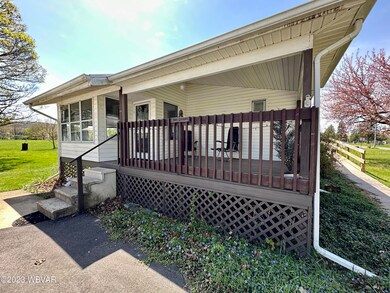 306 E Penn St, Muncy, PA 17756 - photo 4