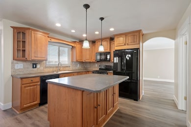 1429 E Sumac Way, Murray, UT 84121 - photo 7