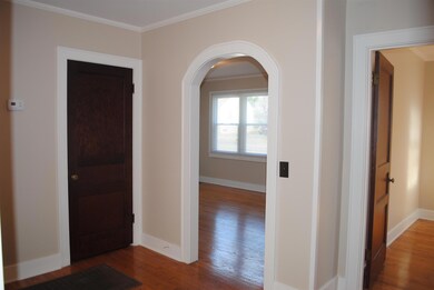 721 Hoover St, Shelbyville, TN 37160 - photo 3