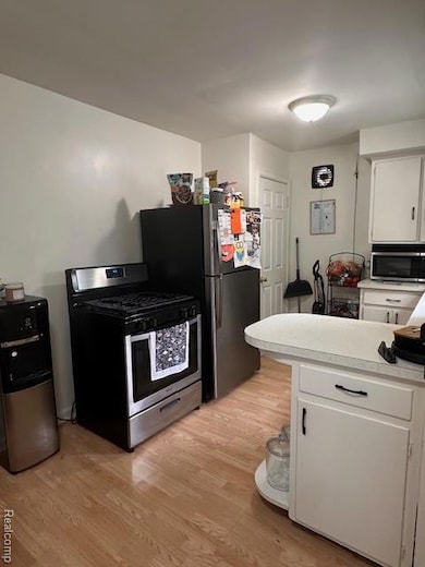 1410 Berrywood Ln, Flint, MI 48507 - photo 5