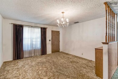 1213 Montgomery St, Wichita Falls, TX 76302 - photo 4