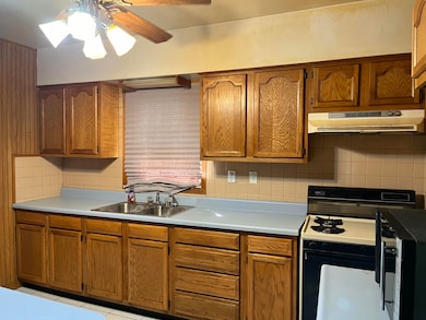 1752 Hayes St, Gary, IN 46404 - photo 6