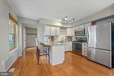 7521 Red Cravat Ct, Columbia, MD 21046 - photo 5