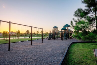 24414 Morningside Terrace Ct, Tomball, TX 77375 - photo 2