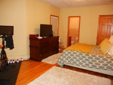 62 Parsons St unit 62, West Newton, MA 02465 - photo 7
