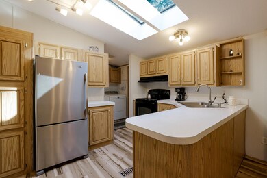18-web-or-mls-61000 Brosterhous Road #53