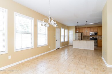 005-photo-dining-room-6324325