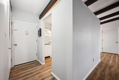 3-web-or-mls-370-gary-lee-dr