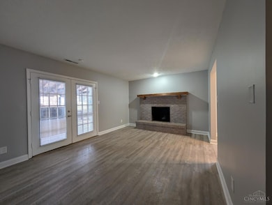 209 Rossman Ct, Franklin, OH 45005 - photo 6