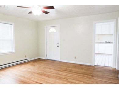 2943 Garfield St, Longview, WA 98632 - photo 4