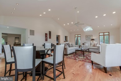 201 Springbrook Dr, Silver Spring, MD 20904 - photo 3