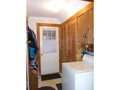 8 Sunset Ave, Allenstown, NH 03275 - photo 6