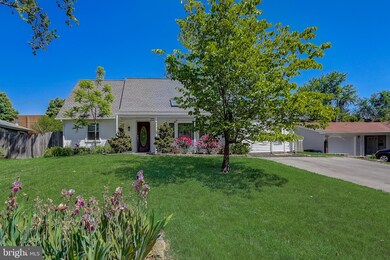 12619 Heming Ln, Bowie, MD 20716 - photo 2