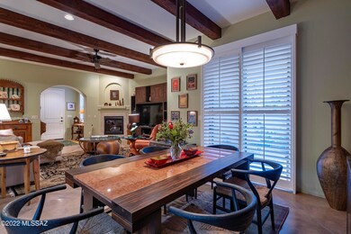 PLANTATION SHUTTERS