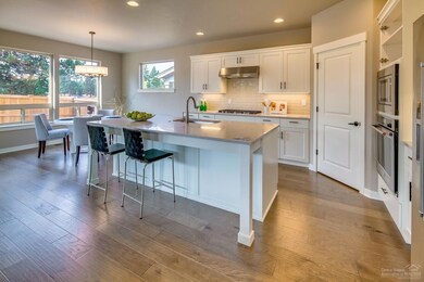 20848 SE Humber Ln, Bend, OR 97702 - photo 4