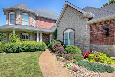 WALKWAY TO FRONT PORCH