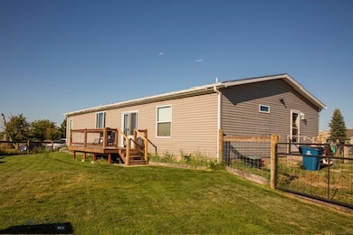 1102 E 2nd Ave, Big Timber, MT 59011 - photo 3