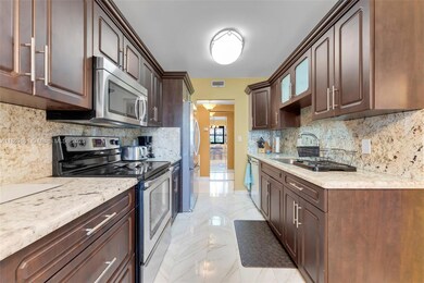 Hillcrest No 25 unit 412, Hollywood, FL 33021 - photo 5