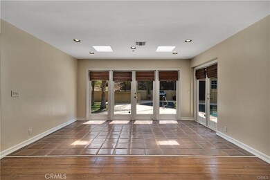 22116 Independencia St, Woodland Hills, CA 91364 - photo 4