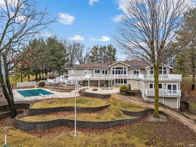 51354 Stratford Dr, Elkhart, IN 46514 - photo 2