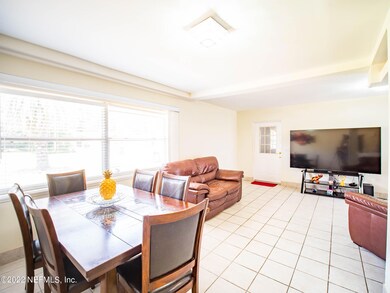 465 Aiken Rd, Jacksonville, FL 32216 - photo 5