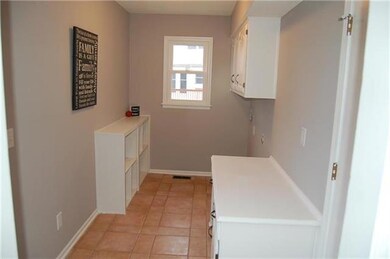 7830 Rene St, Shawnee, KS 66216 - photo 6