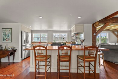 40 Kitchen