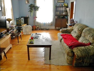 415 Hudson St, Hawley, PA 18428 - photo 6