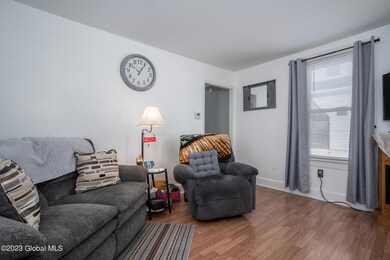 926 Hegeman St Schenectady NY mls-3 2