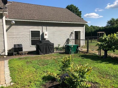 487 Daniel Webster Hwy, Boscawen, NH 03303 - photo 5