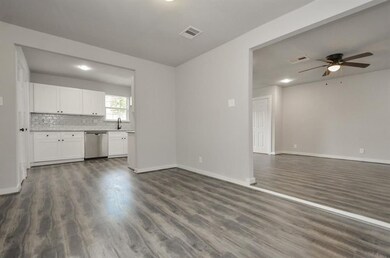 5743 Belvedere St, Houston, TX 77021 - photo 7
