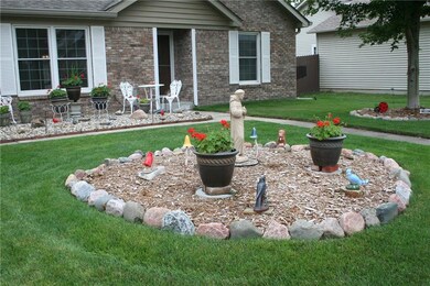 4729 Posthorn Ct, Columbus, IN 47203 - photo 2