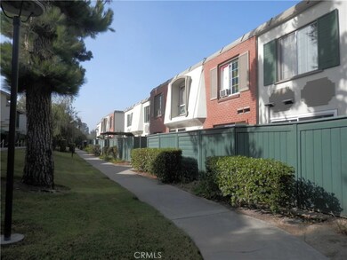 8238 Inverness Green, Buena Park, CA 90621 - photo 2