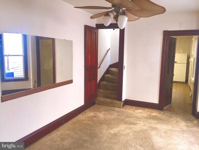 136 N 2nd St, Reading, PA 19601 - photo 3