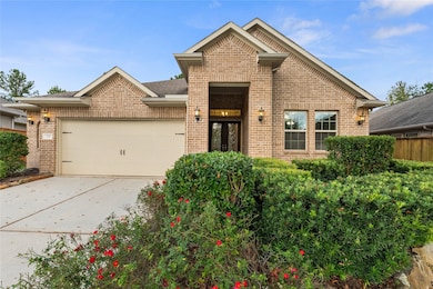 120 Crinium Lily Ct, Montgomery, TX 77316 - photo 2