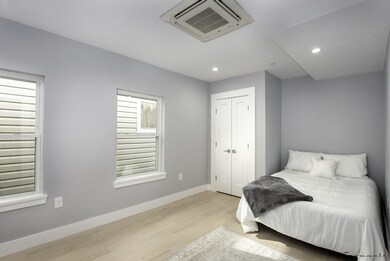 21 Dell St unit 2, Somerville, MA 02145 - photo 6