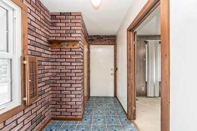 1377 Marble Dr, Columbus, OH 43227 - photo 4