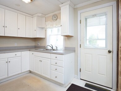 62 S Main St, Milford, MA 01757 - photo 4