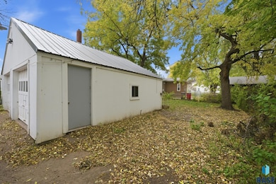 805 W 13th St, Sioux Falls, SD 57104 - photo 7