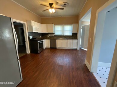 2115 byers 4