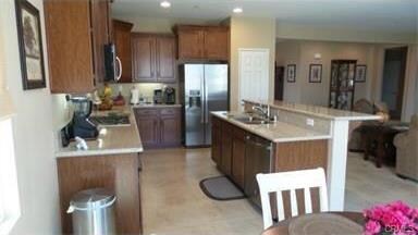 5511 N Pinnacle Ln, San Bernardino, CA 92407 - photo 6