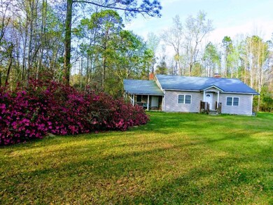 Front view of home.