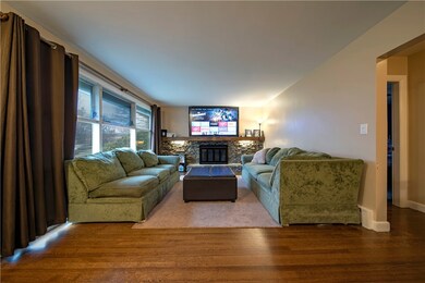 2289 Mendon Rd, Cumberland, RI 02864 - photo 6