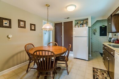 932 Evergreen St, Emmaus, PA 18049 - photo 4