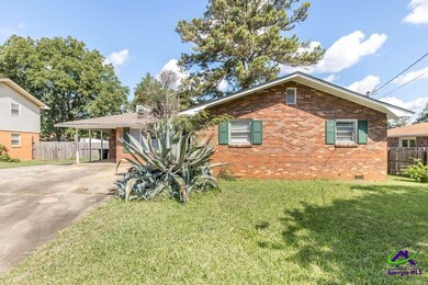 203 Todd Cir, Warner Robins, GA 31088 - photo 5