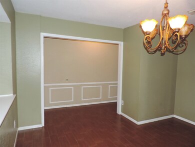 7282 Shady Corners Ln, Houston, TX 77040 - photo 6