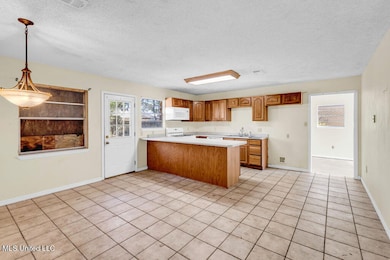 6335 Kimbrough Blvd, Biloxi, MS 39532 - photo 6