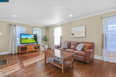 2327 Ward St, Berkeley, CA 94705 - photo 5