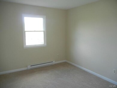 359 Chestnut St, Freemansburg, PA 18017 - photo 7