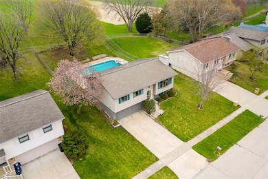 1832 Shawnee Ct NW, Cedar Rapids, IA 52405 - photo 4